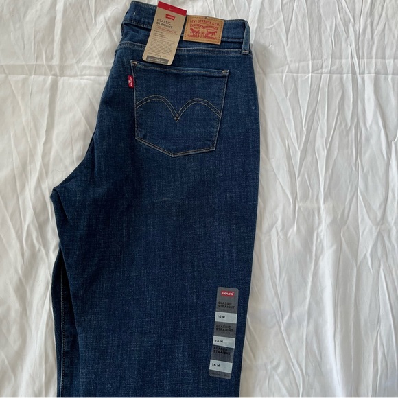 Levi's Straight Blue Jeans - Picture 4 of 5